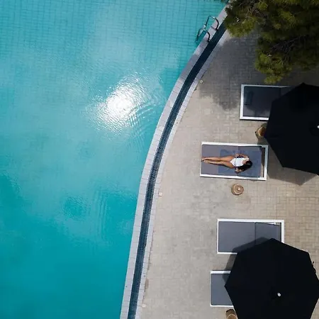 Akra Morea & Residences 2* Monemvasía