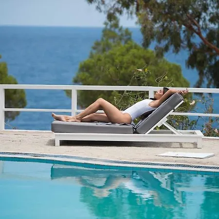 فندق Akra Morea & Residences Monemvasía