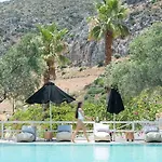 Akra Morea Hotel & Residences 2*
