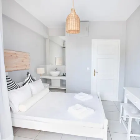 호텔 Akra Morea & Residences 2*
