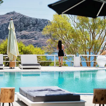 Akra Morea & Residences 2* Monemvasía