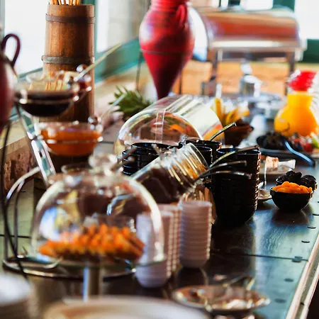 Akra Morea & Residences 2* Monemvasía