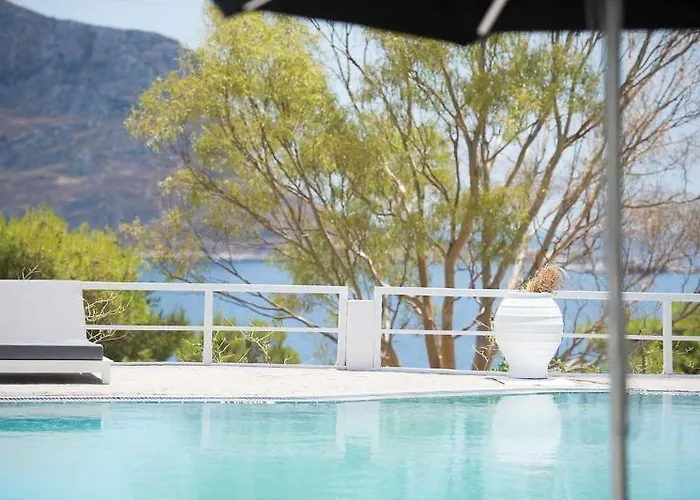 Akra Morea Hotel & Residences Hotel 2*